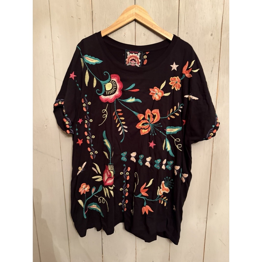 Johnny Was Averi Relaxed Black Tee 3X Embroidered Floral Butterflies Boho - Picture 3 of 7